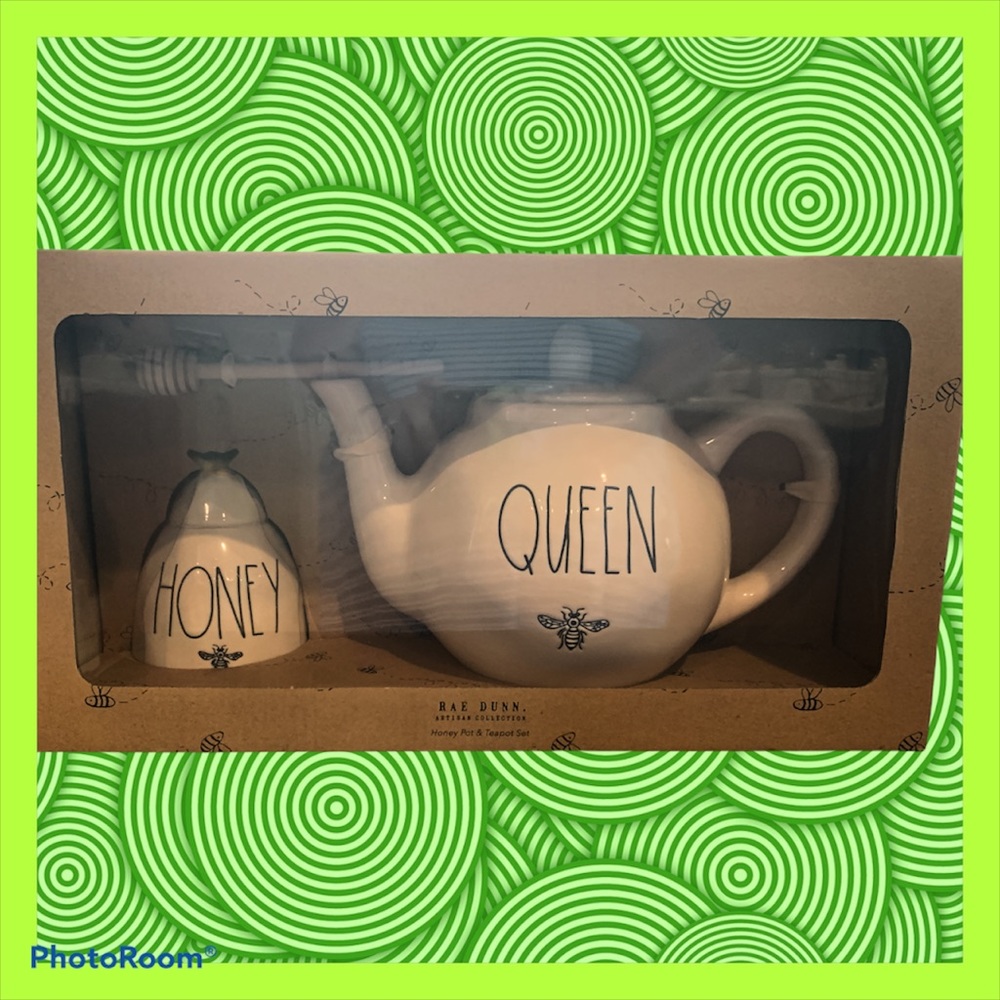 Brand new in box Rae Dunn Honey & Teapot Set